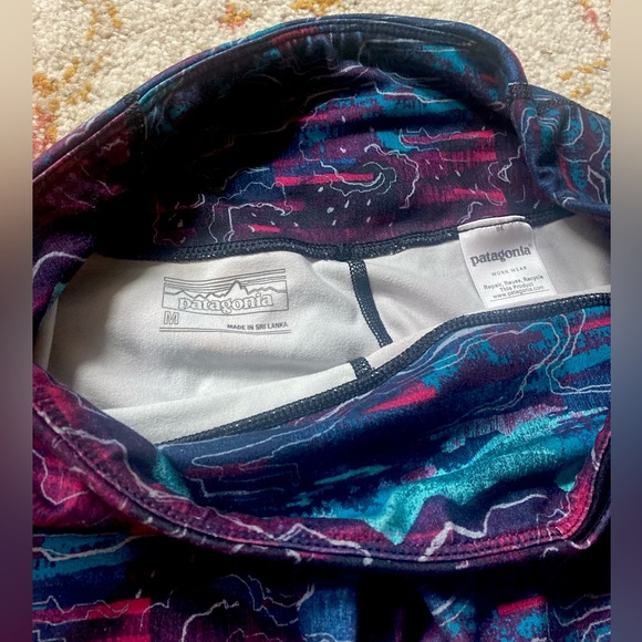 Patagonia women’s cropped leggings size M - Picture 2 of 3